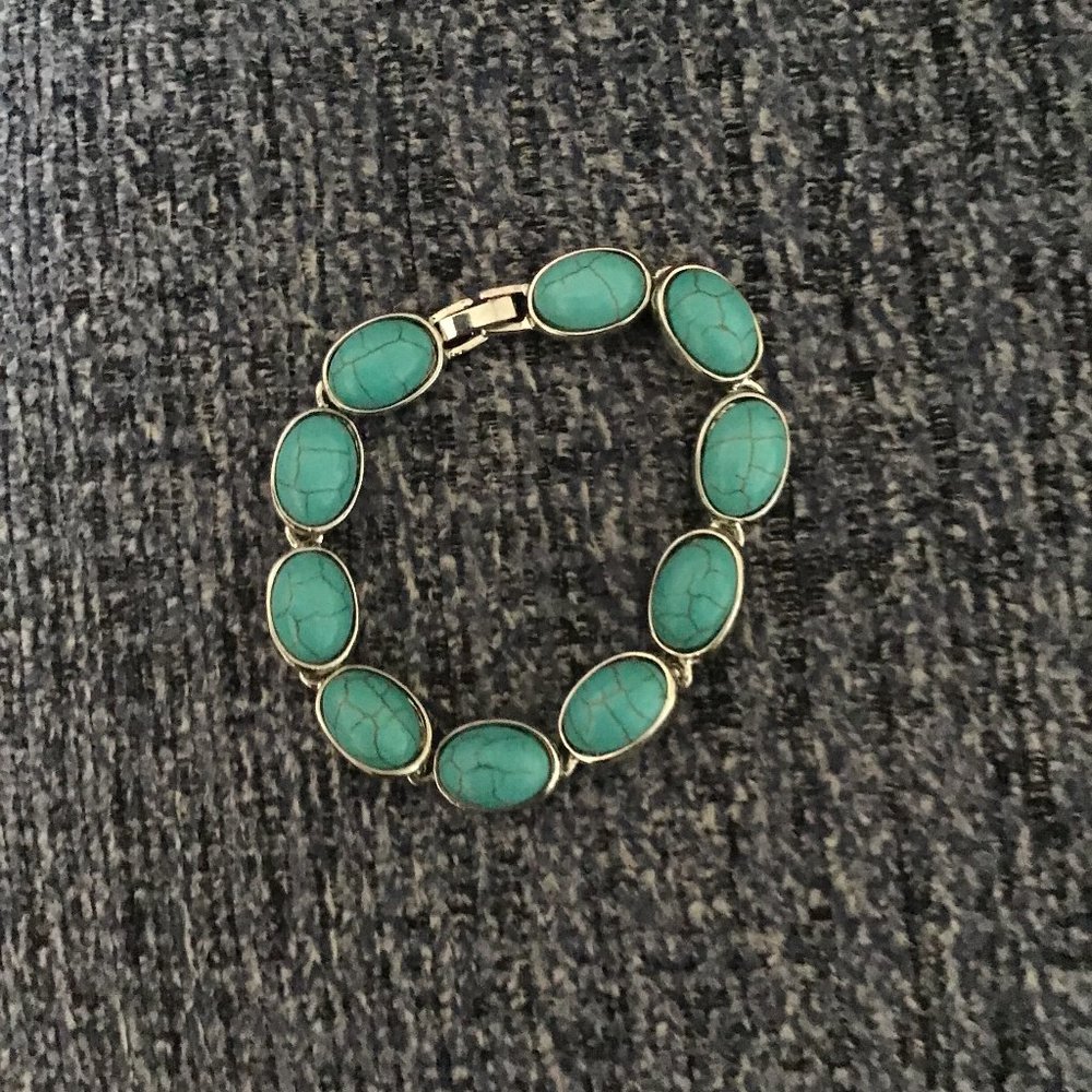 New Turquoise bracelet with silver